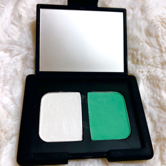 NARS Duo Eyeshadow - Picture 1 of 3